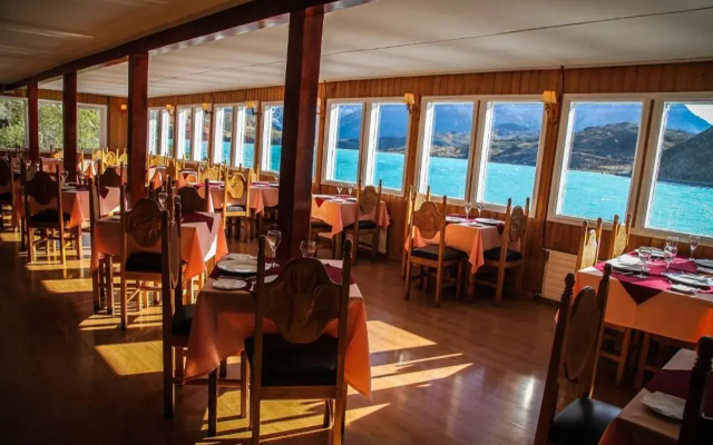Hosteria Pehoé
