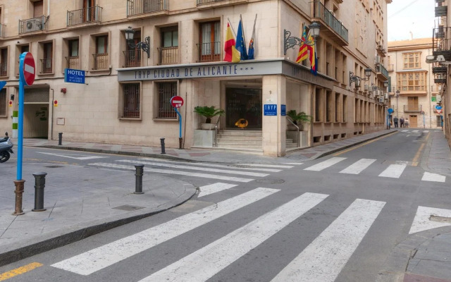 TRYP Ciudad de Alicante Hotel