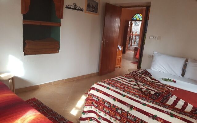 Riad Mimouna De Timnay