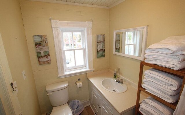 Riverview Cottages