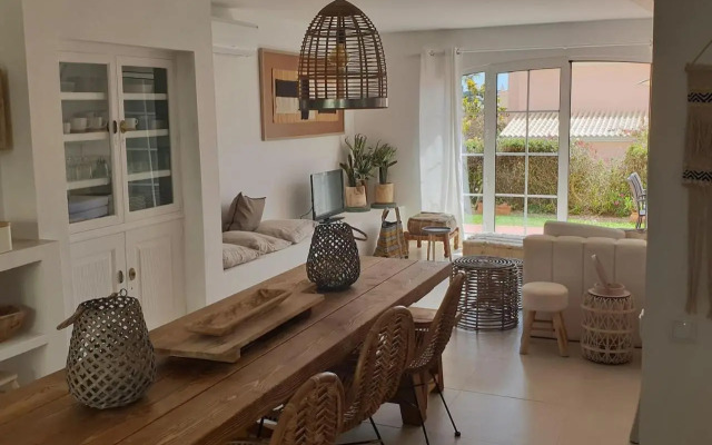 Old Village Design 3 Bedroom Townhouse