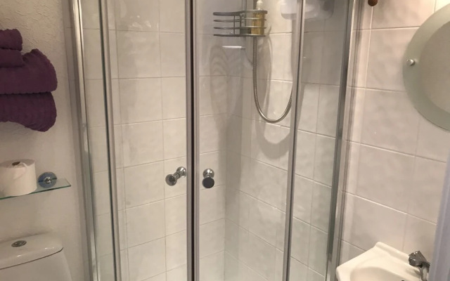 Leeward bed and Breakfast