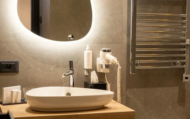 Suites By Le Reve