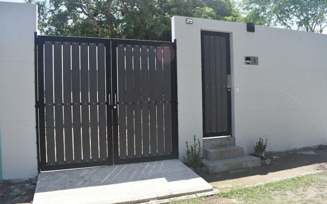 El Salvador Surf Houses