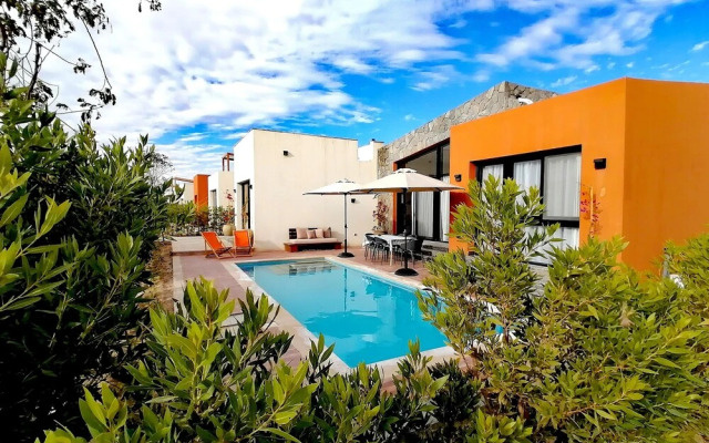 B@103 Luxury Villa with a Heated swimming pool in Soma Bay.