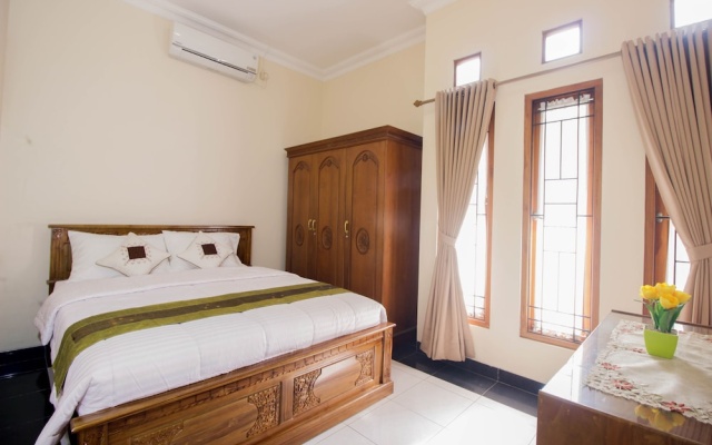 Joy House by NGINAP – Guest Rooms – Sleman