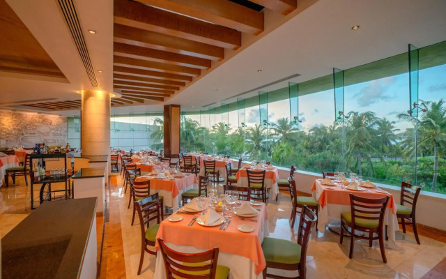 Royal Select at Grand Park Royal Cancun-All Inclusive-Adults Only