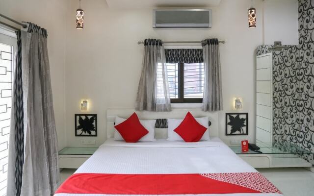 LRH Balaji Apartment