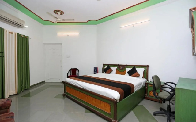 Hotel A R Inn 1 By OYO Rooms