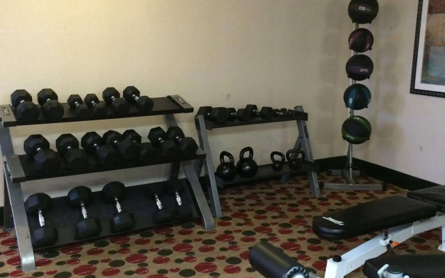 Sawgrass Grand Hotel and Suites Sports Complex