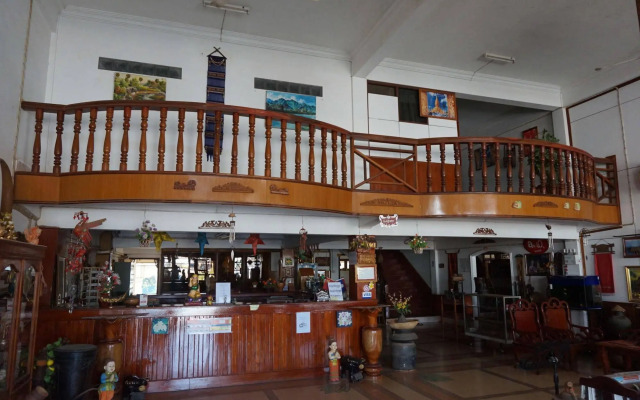 Champa Hotel