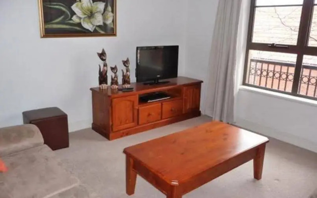 Luxury Stay in the East End Accommodation