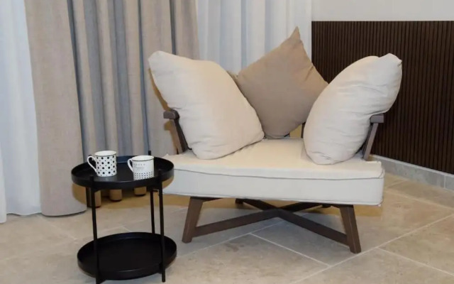 Leone Suites
