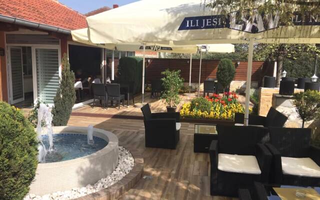Hotel Radovic