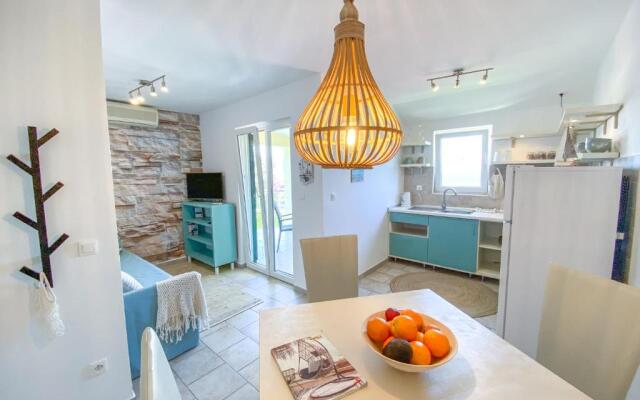 Eco Apartments Sunshine with heated pool