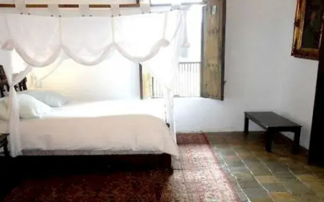 Hotel Parador Museo Santa María