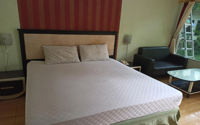 Hotel O Penginapan Al-asharNearWarung Acil Ubai – Guest Rooms – Lok Tamu
