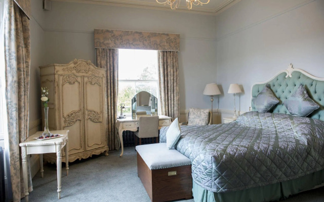 Tulfarris Hotel & Golf Resort
