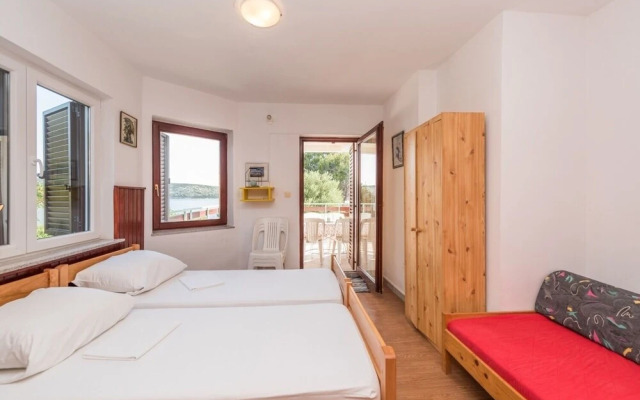 Jadra - 28 m From Beach - A2