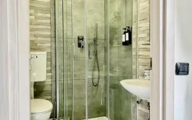 South Garda Suites