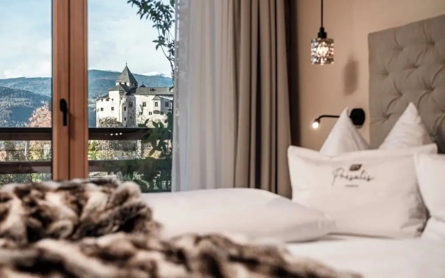 Presulis Hideaway Apartments & Restaurant