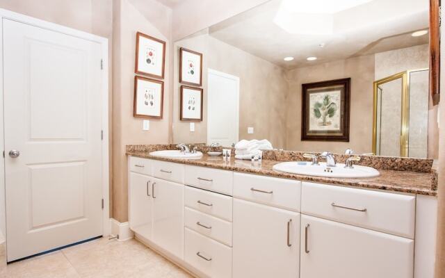 Crbph01 2 Bedroom Condo