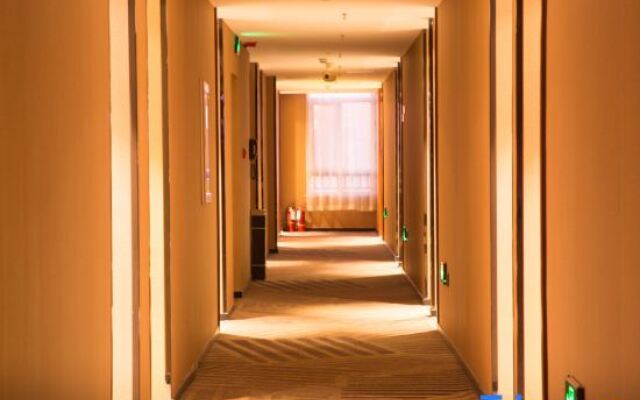 Homeinn Ease Hotel (Yingkou City Central Hospital)