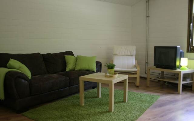 Tidy Chalet With a Microwave, in the Achterhoek