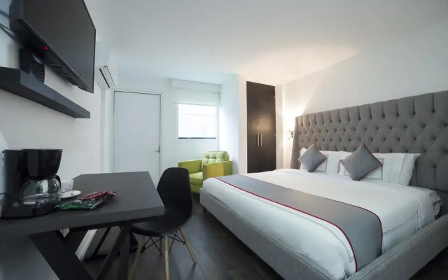 Suites Arboleda 215