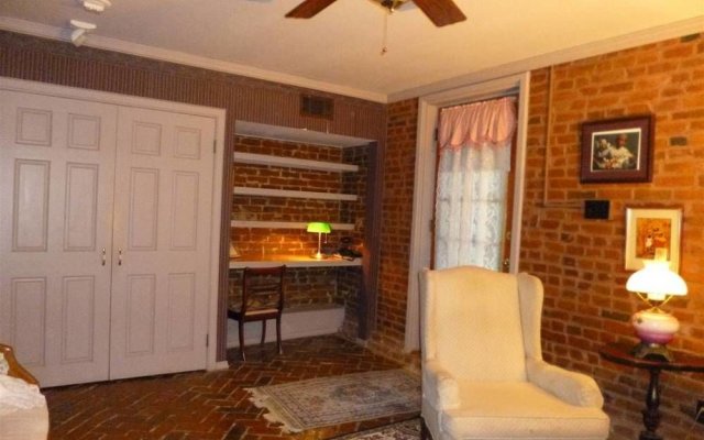 Corners Mansion Inn - A Bed & Breakfast