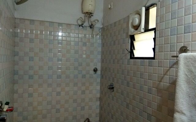JK Rooms 128 Hotel RR