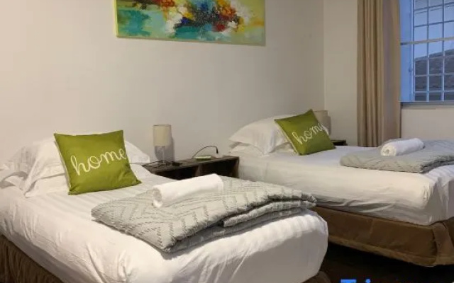 KK Sunset Villa | Sea View & Scenic Balcony – Guest Rooms – Kota Kinabalu