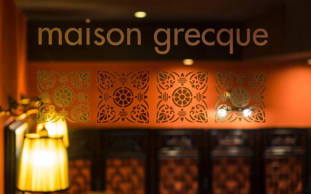Maison Grecque