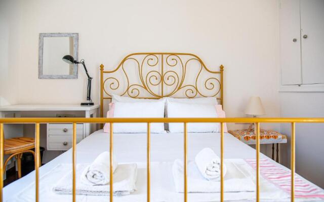 Traditional 2-storey Μaisonette with Terrace