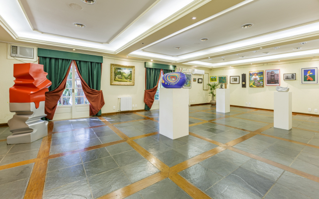 Hotel Lê Chateau