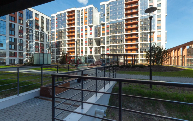 Apartments on Farforovskaya street
