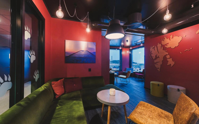 Svalbard Hotell - The Vault