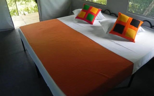 Makulu Safari Camping