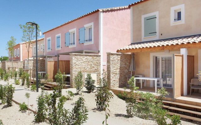 Nicely Maintained Apartment Near the Historic Aigues-mortes