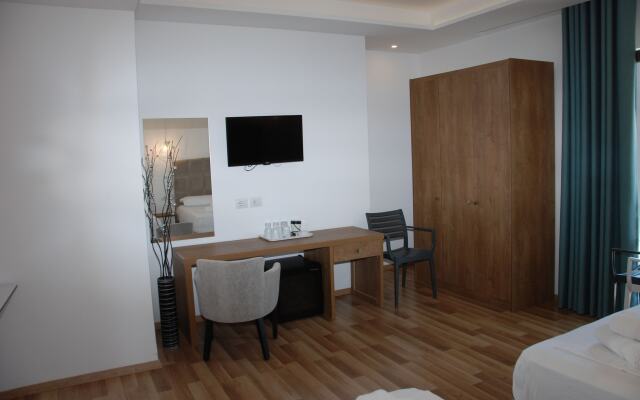 Bianco Hotel