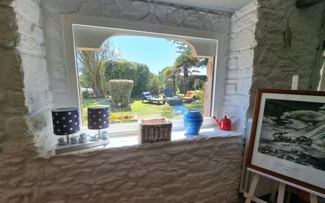 Breton Granite Stone House Near the sea