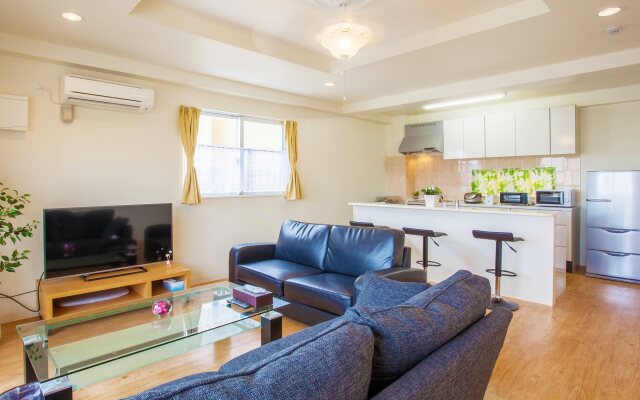 Kariyushi Condominium Resort Kin Beach Side House Gracia