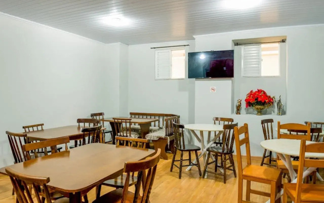 OYO Hotel Lindoia, Petropolis