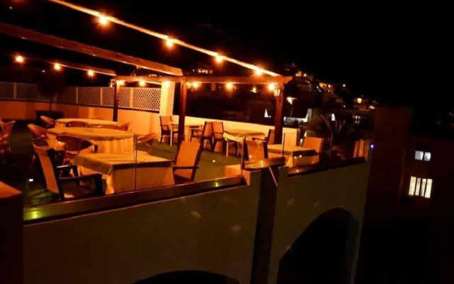 Saga Hotel
