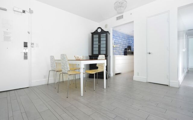 Miami World Rental - Mondrian 1026