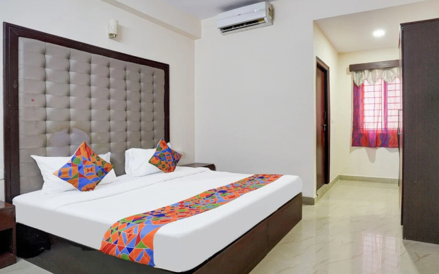 FabHotel Leo Grand