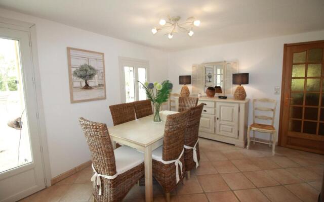 Luberon House between Lourmarin & Cucuron