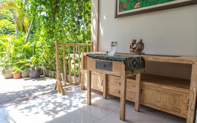 ZEN Rooms Legian Benesari 2