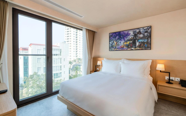 The Five Suites Lilas – Guest Rooms – Hanoi