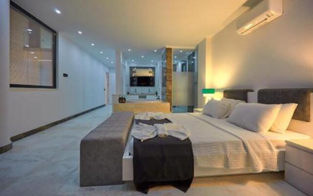 Villa Unlimited